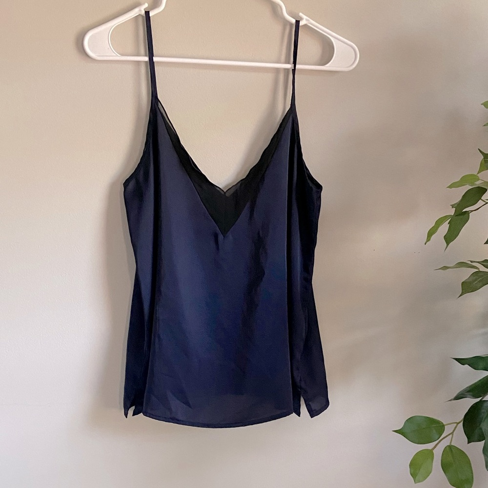 2 / $12✨✨ F21 vneck slip tank - Picture 1 of 5